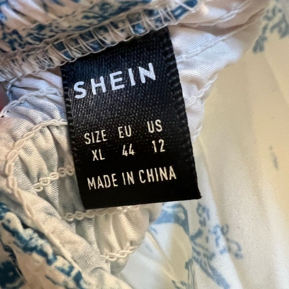 New XL 12 SHEIN vacay blue white toile strapless tiered dress shirred - Picture 6 of 17